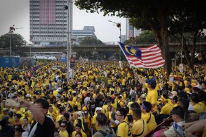 bersih-crowd